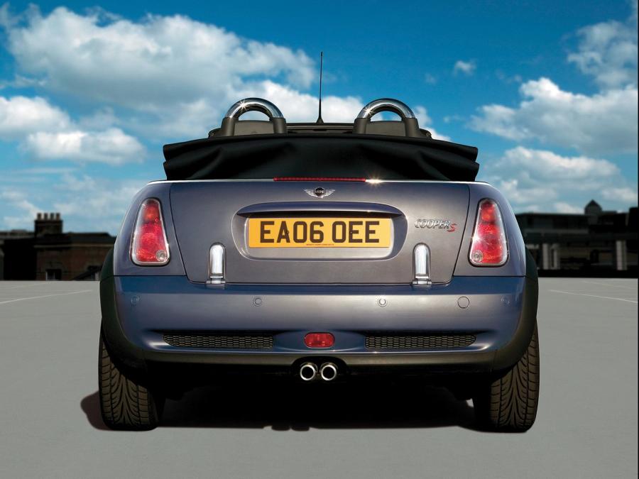  Mini Cooper S Cabrio 2004 года  (UK) (фото 7 из 7)